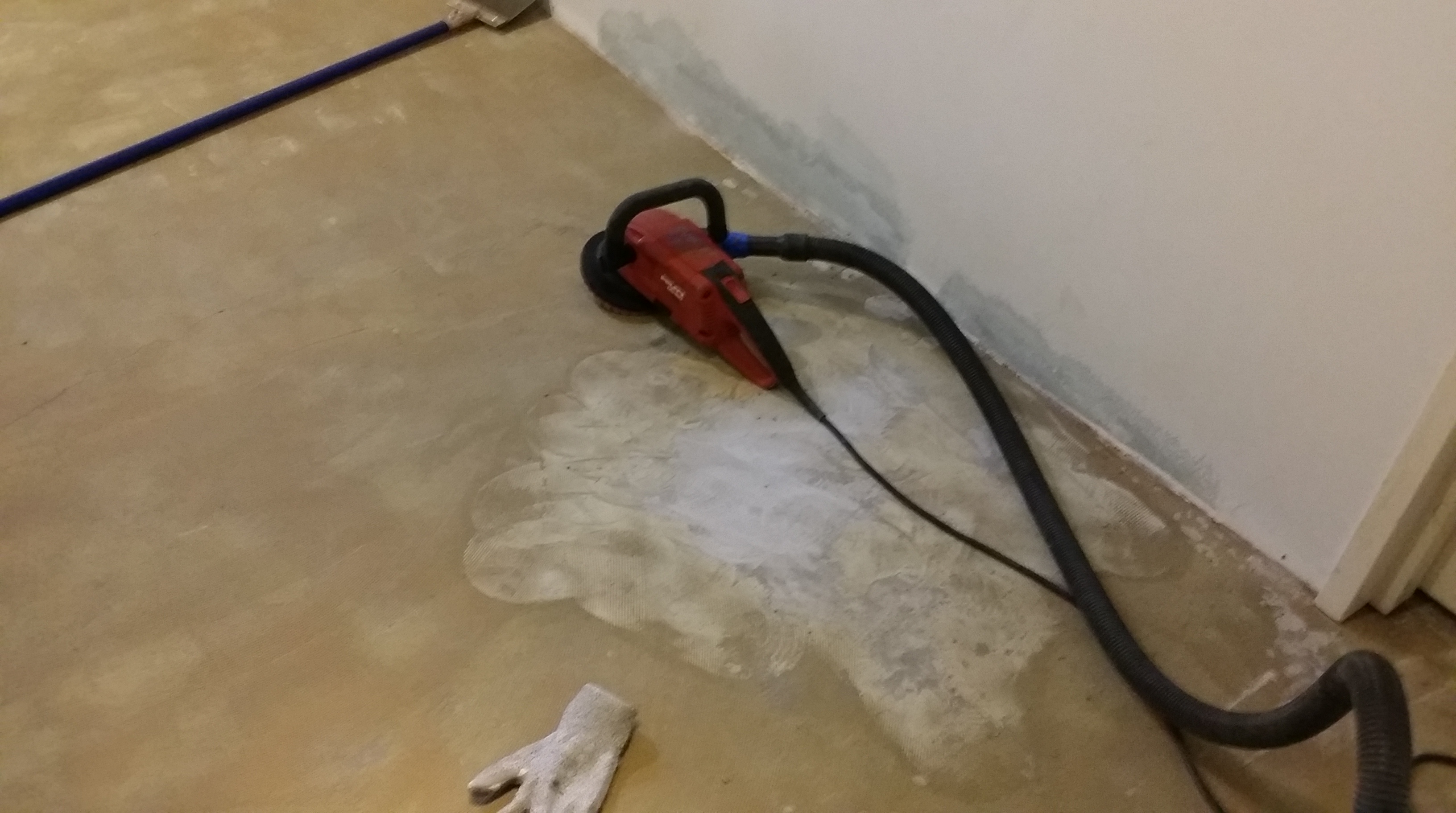 miesluolan-maton-poisto